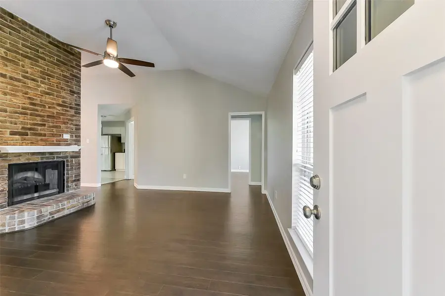 8526 Lazy Brook Lane, La Porte, TX 77571 - Image #3