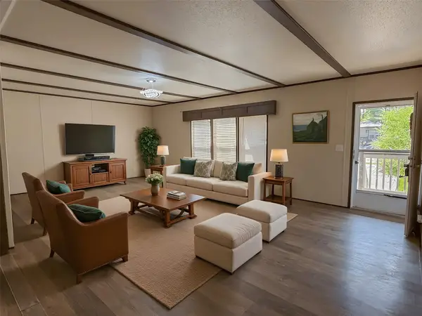 271 St Thomas Drive, Point Blank, TX 77364