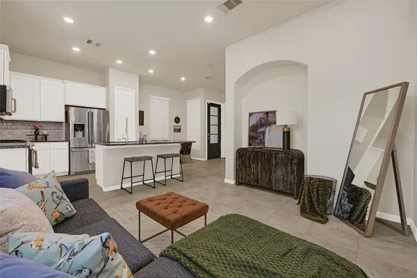 5104 Chapel Heights Dr Drive, Houston, TX 77018