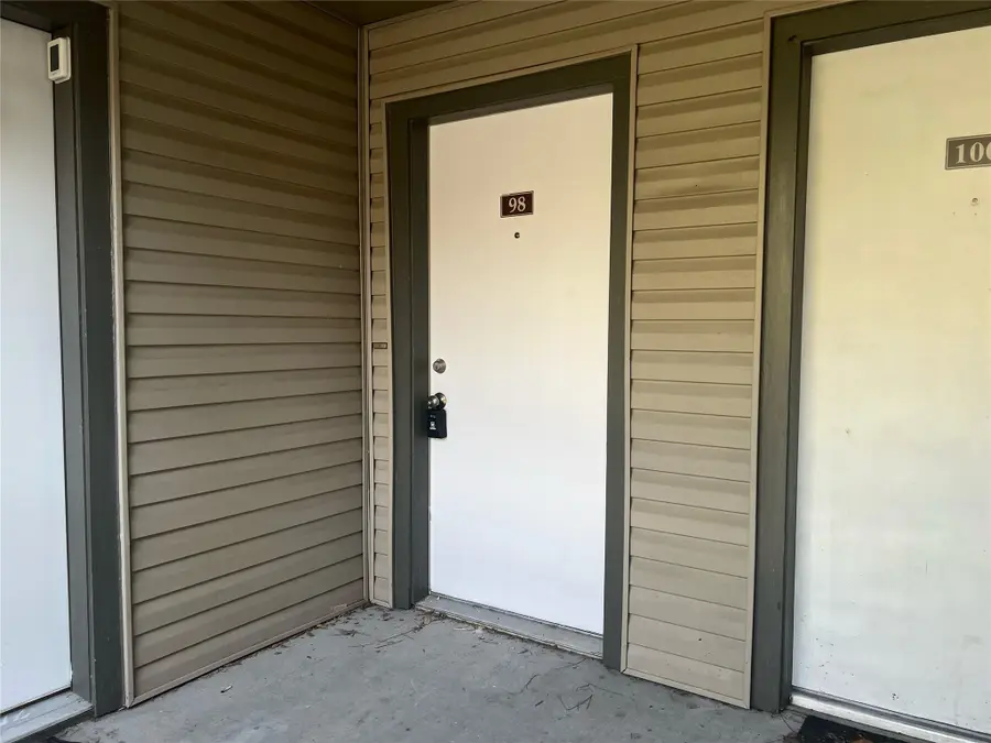 9707 Richmond Avenue #98, Houston, TX 77042 - Image #2