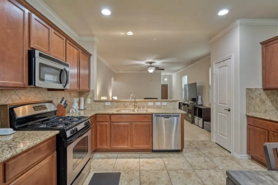 1726 Thornhollow Drive, Houston, TX 77014 - Image #2