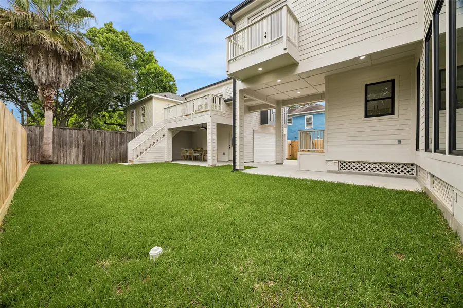111 E 18th Street, Houston, TX 77008 - #3