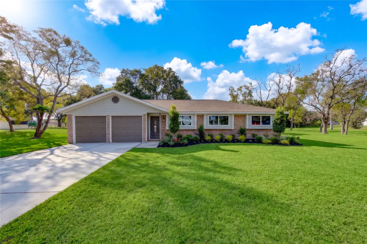 13415 Winston Drive, Santa Fe, TX 77517 - #1
