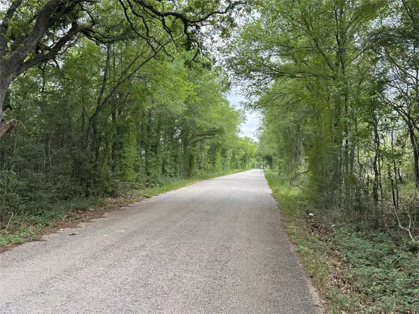 3714 Brown College Lane, Washington, TX 77880