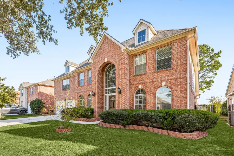 7711 Heron Lakes Drive, Houston, TX 77064 - Image #2