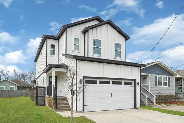 3513 Omega Street, Houston, TX 77022