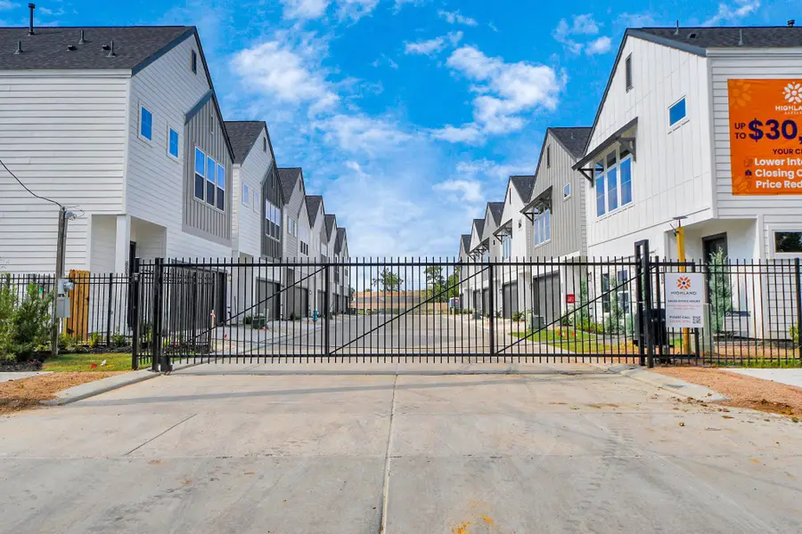 6506 Old Olive Tree Drive, Houston, TX 77091 - Image #2