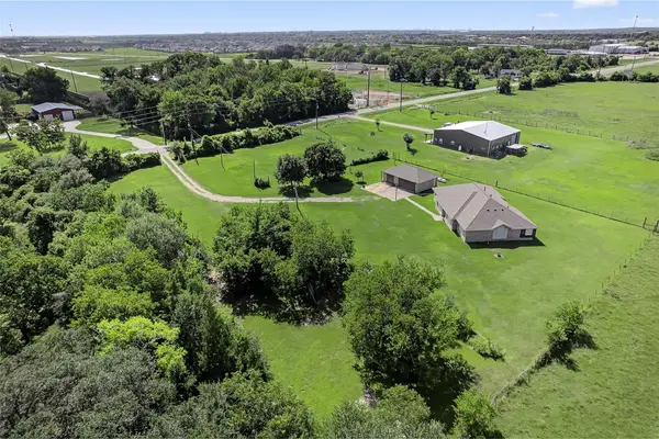 329 Gou Hole, Cove, TX 77523