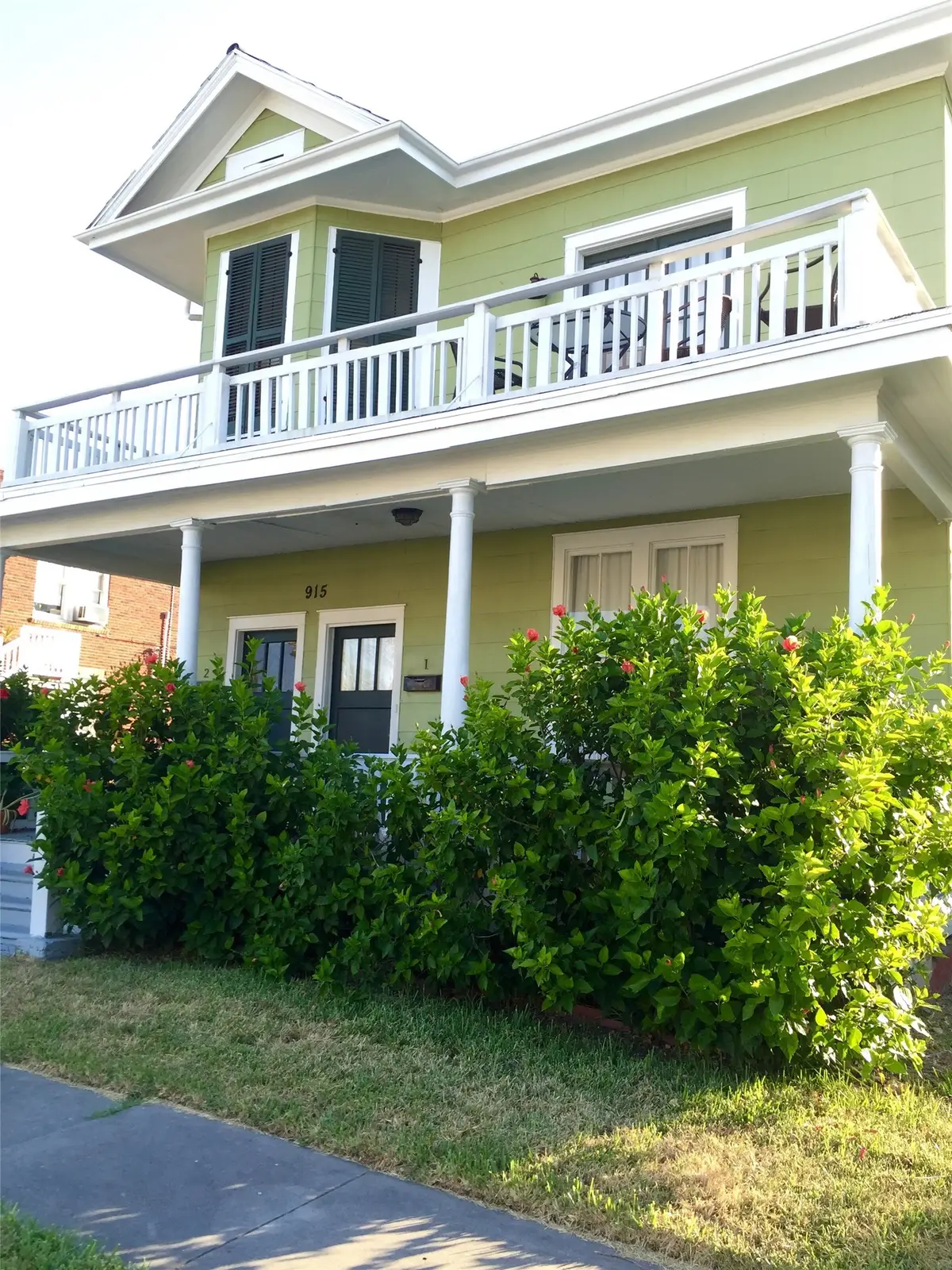 915 11th Street, Galveston, TX 77550 - #1