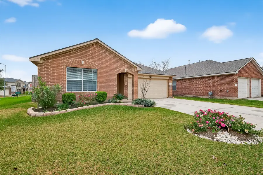 25311 Barmby Drive, Tomball, TX 77375 - Image #2