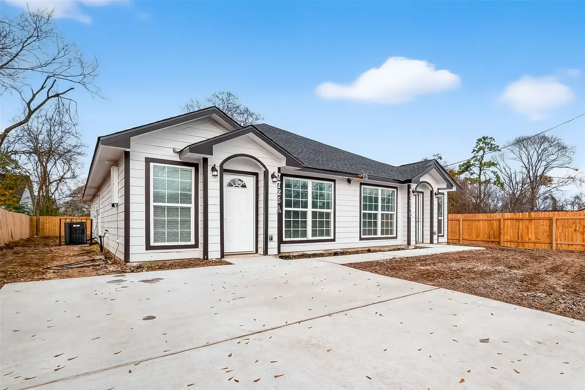 7725 Hoffman Street #A B, Houston, TX 77016 - #1