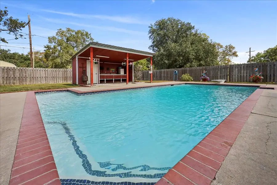 410 N Broadway Street, China, TX 77613 - #2