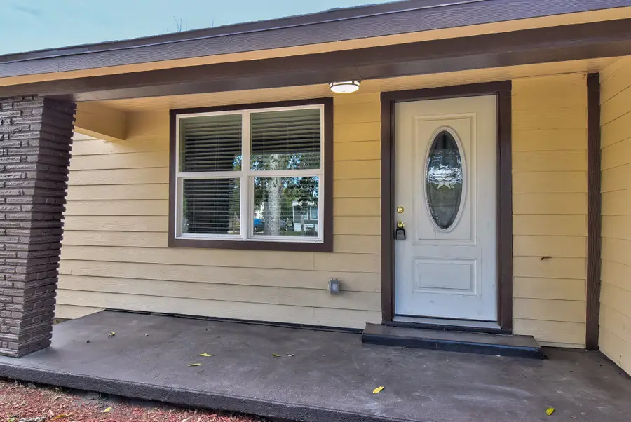 3611 Cedar Street, Damon, TX 77430 - Image #3