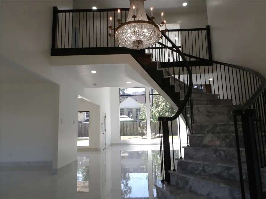 5623 Theall Road, Houston, TX 77066 - #2