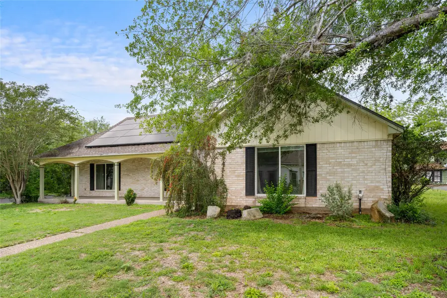315 E Fannin Street, La Grange, TX 78945 - #3