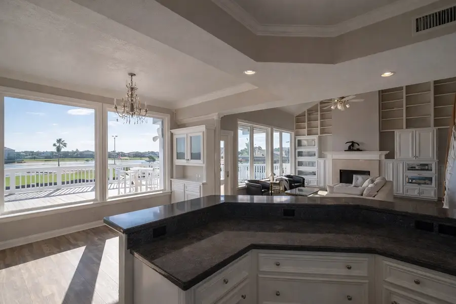 431 Hana Drive, Tiki Island, TX 77554 - Image #3