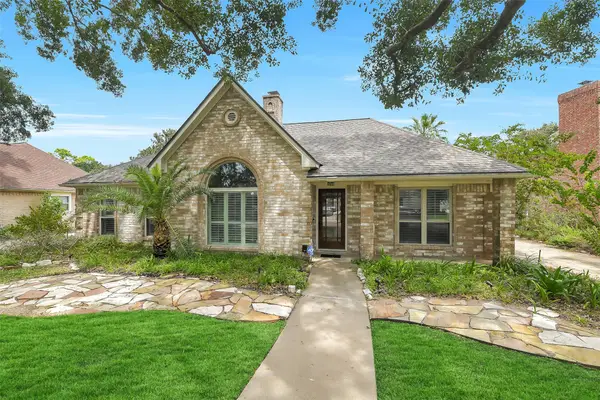 15846 Signal Creek Drive, Houston, TX 77095
