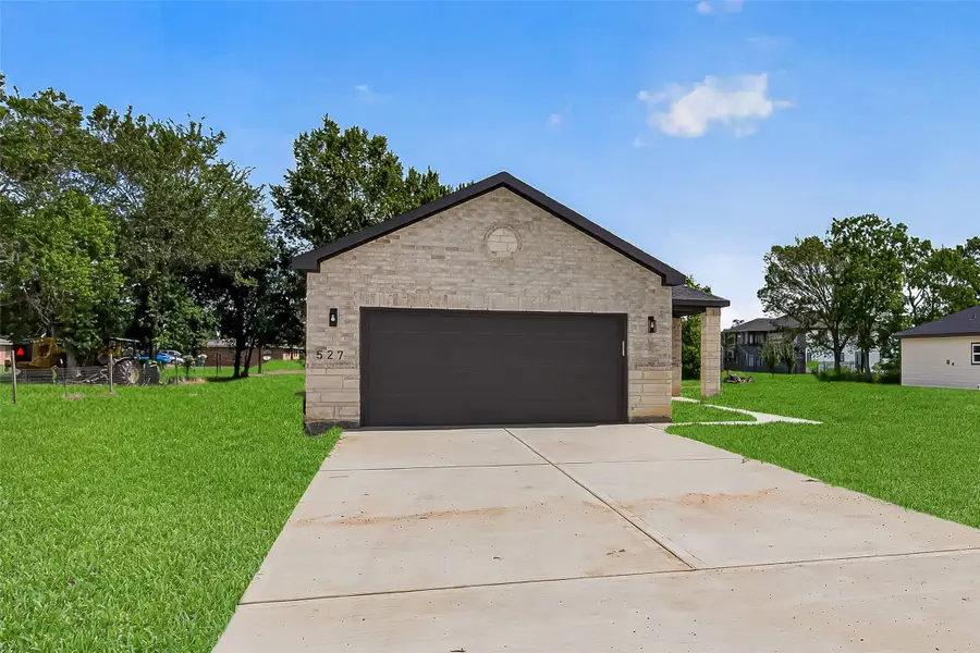 527 Oleander Street, Prairie View, TX 77484 - #2