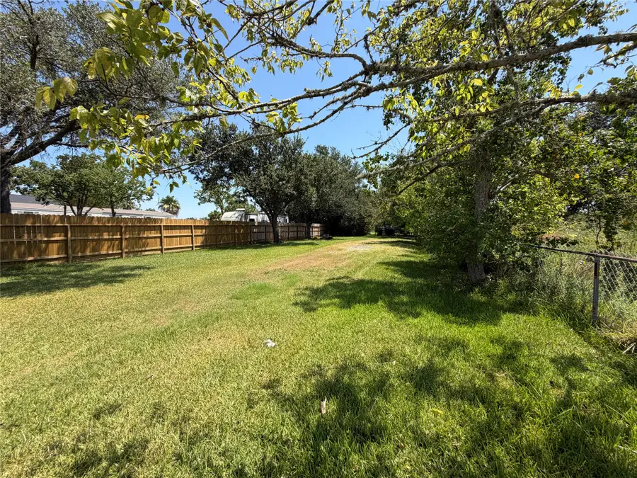 1029 8th Street, Dickinson, TX 77539 - #2