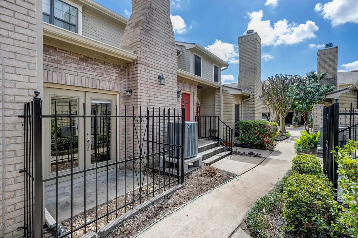 7350 Kirby #24, Houston, TX 77030 - #1