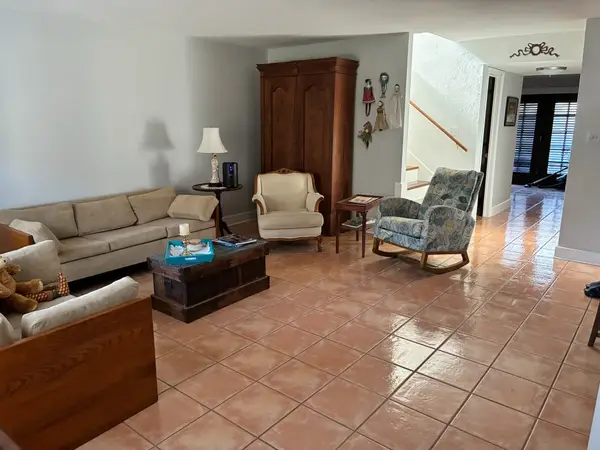 6349 Briar Rose Drive #148, Houston, TX 77057