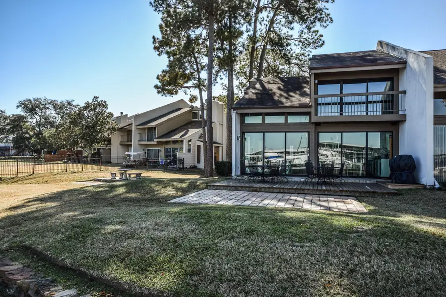 4002 Knollcrest Drive, Montgomery, TX 77356 - #2
