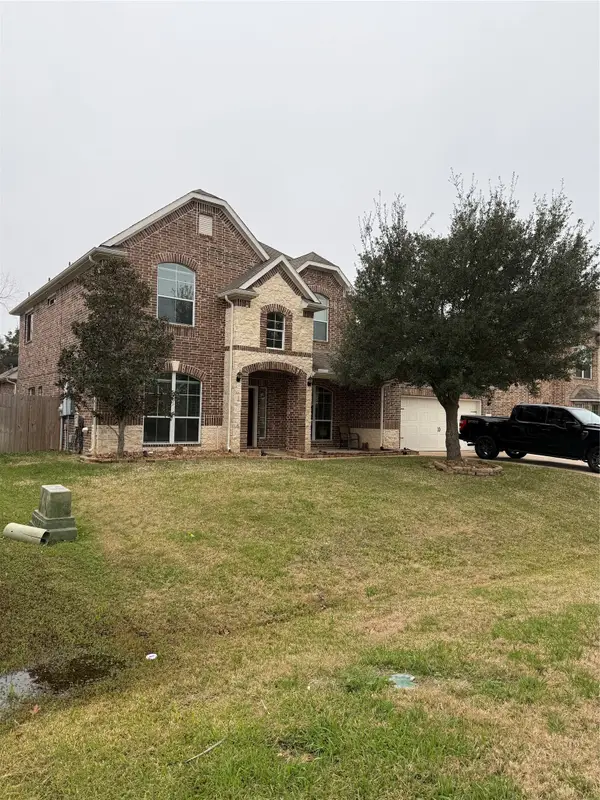 13859 Shoreline Drive, Willis, TX 77318