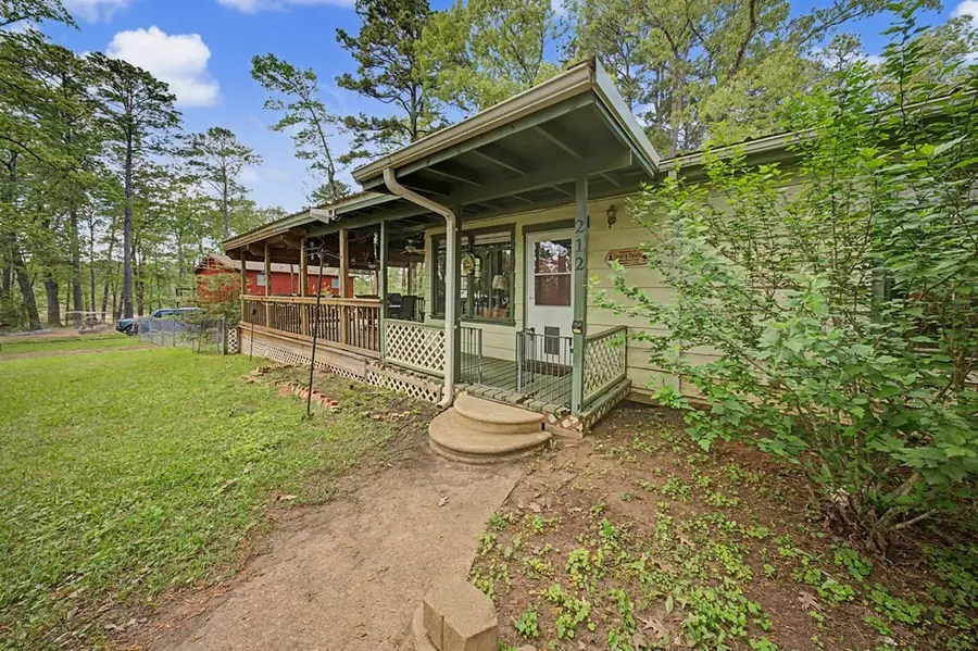 212 Winding Way, Broaddus, TX 75929 - #3