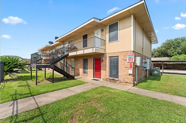 3316 Burke Road #43, Pasadena, TX 77504