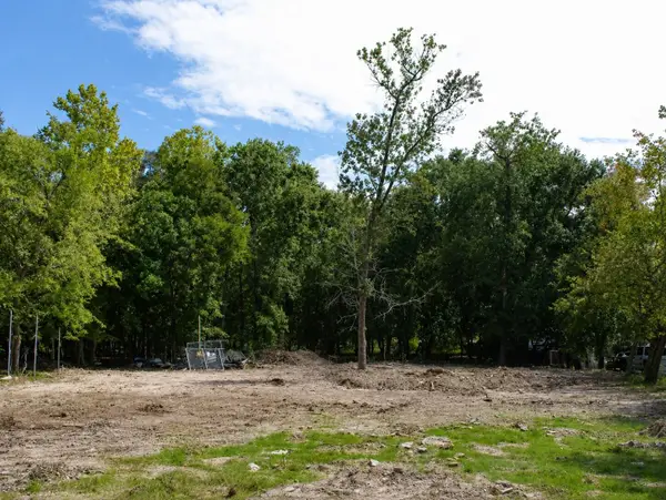 9150 Simmons Street, Houston, TX 77093