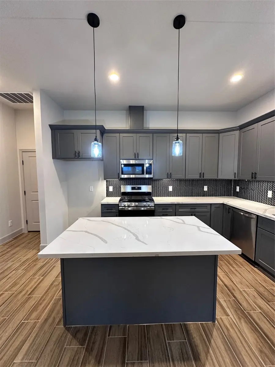 1052 Marjorie Street, Houston, TX 77088 - Image #3