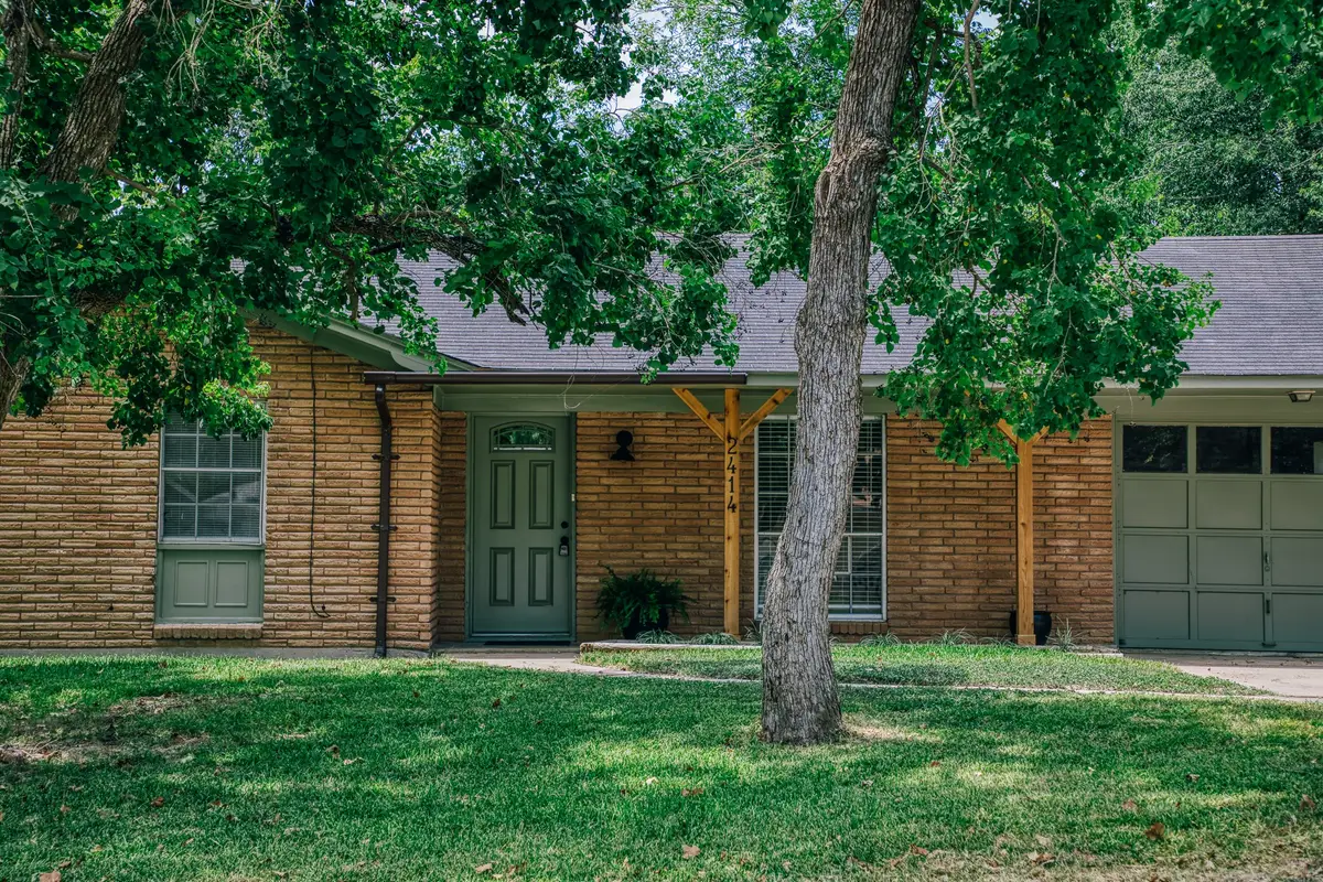 2414 Airline Drive, Brenham, TX 77833 - #1