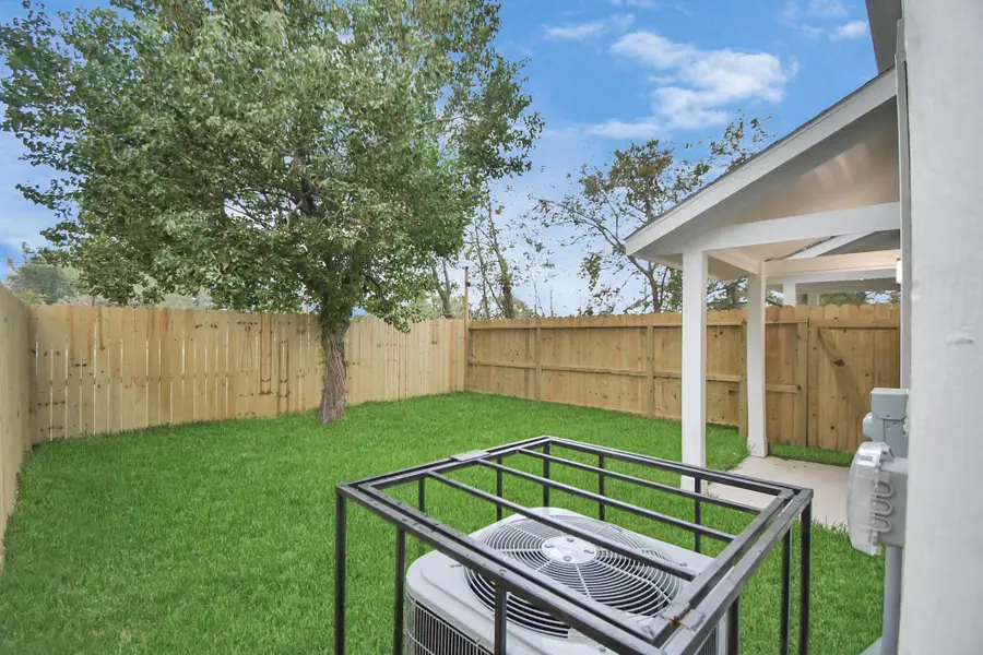 2413 Chew St, Houston, TX 77020 - #3