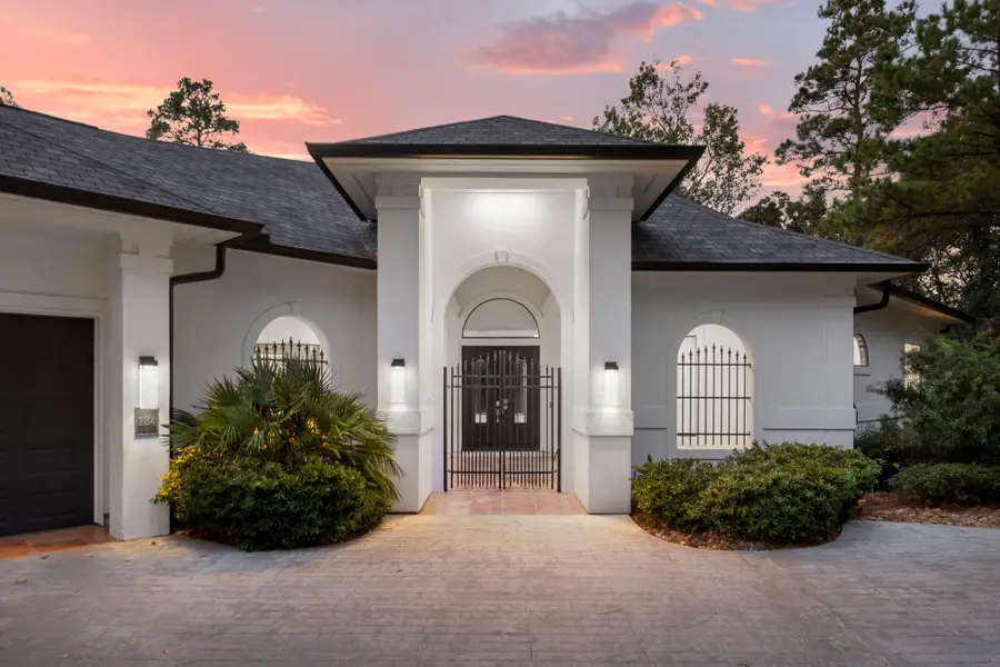 134 Trinity Oaks Court, The Woodlands, TX 77381 - Image #3