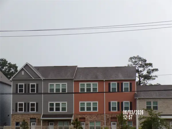 3238A,3238B Creekmont Dr, Houston, TX 77091