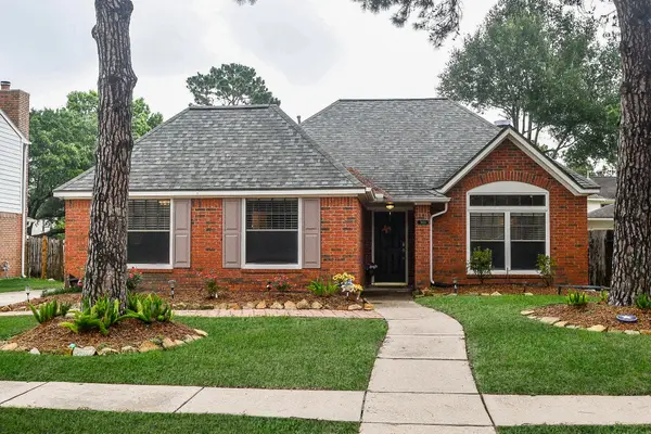 7618 Shangrila Lane, Houston, TX 77095