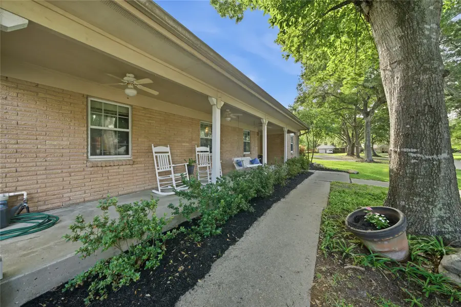 803 Stephen Court Court, Friendswood, TX 77546 - #3