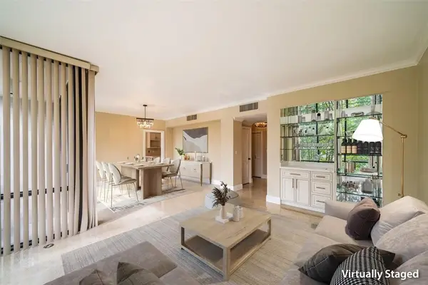 1111 Bering Drive #206, Houston, TX 77057