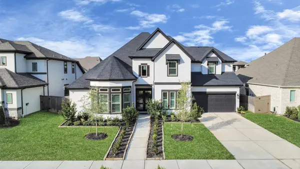 10015 Crescent Wood Drive, Missouri City, TX 77459