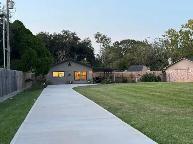 920 W Galveston Street, League City, TX 77573 - #2
