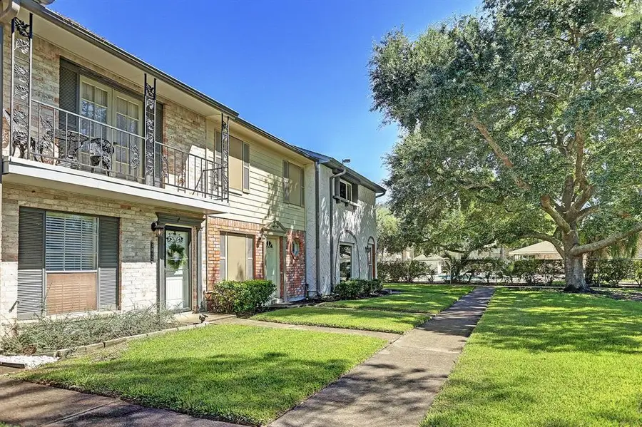 3812 Laura Leigh Drive, Friendswood, TX 77546 - #2