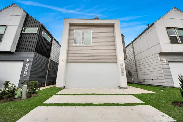 13105 Moncloa Drive, Houston, TX 77047