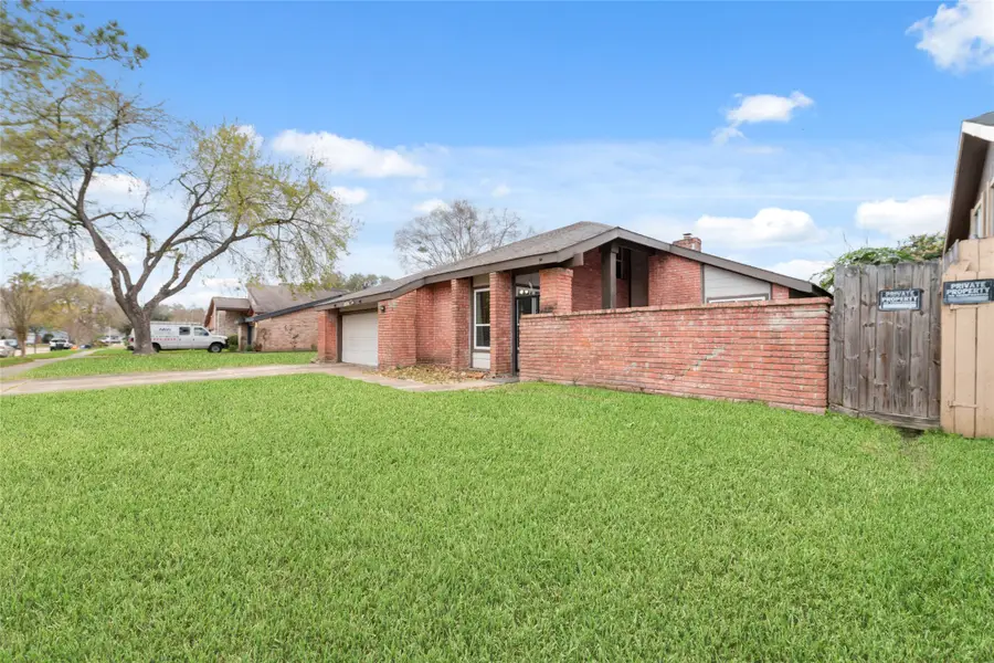 12730 Palm Desert Lane, Houston, TX 77099 - Image #2