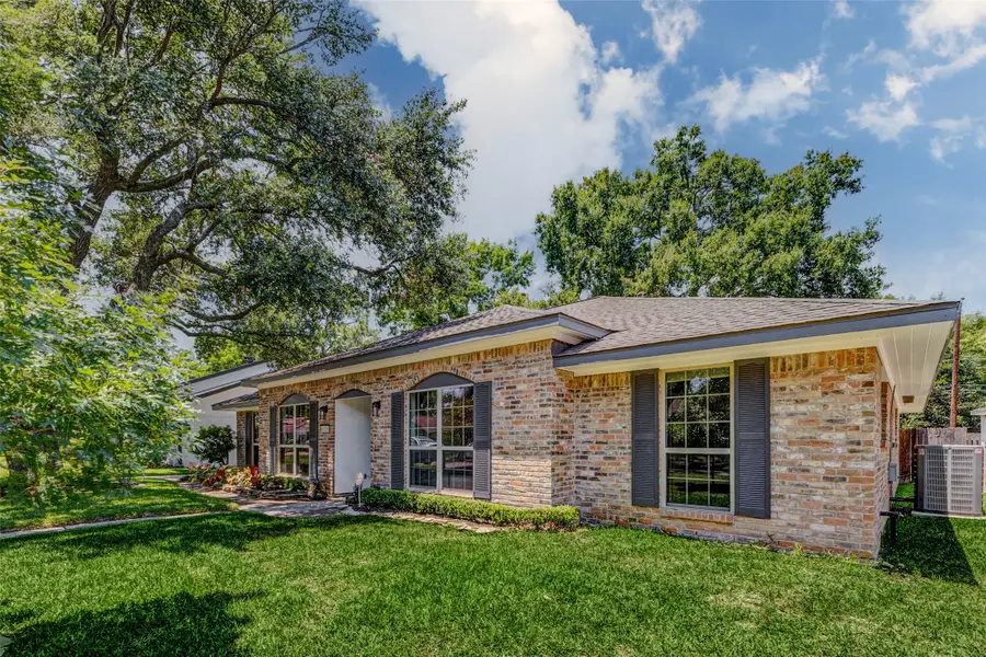 6226 Paisley Street, Houston, TX 77096 - #3