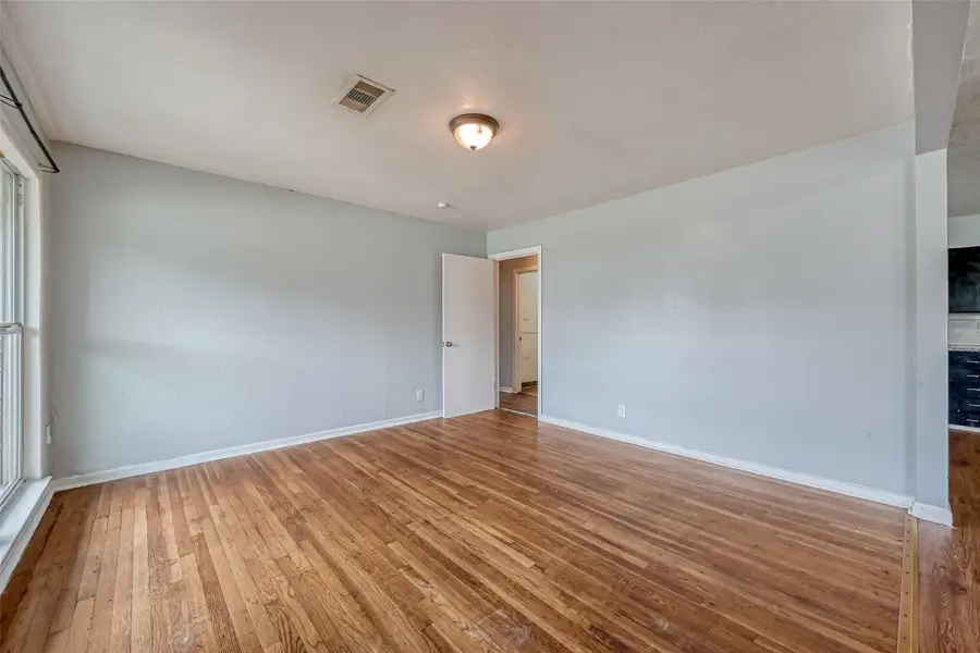 5834 Hirondel Street, Houston, TX 77033 - #3