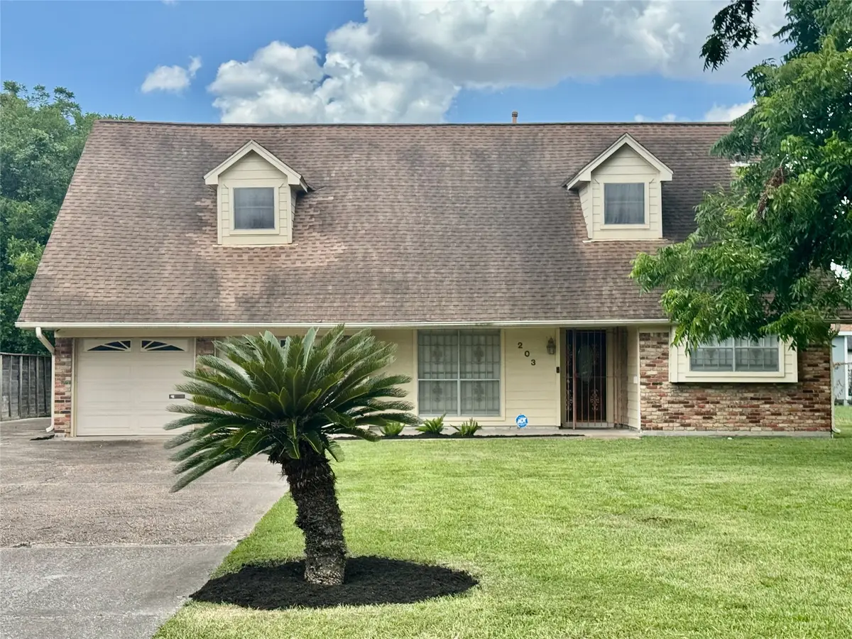 203 E Thornton Road, Houston, TX 77022 - #1