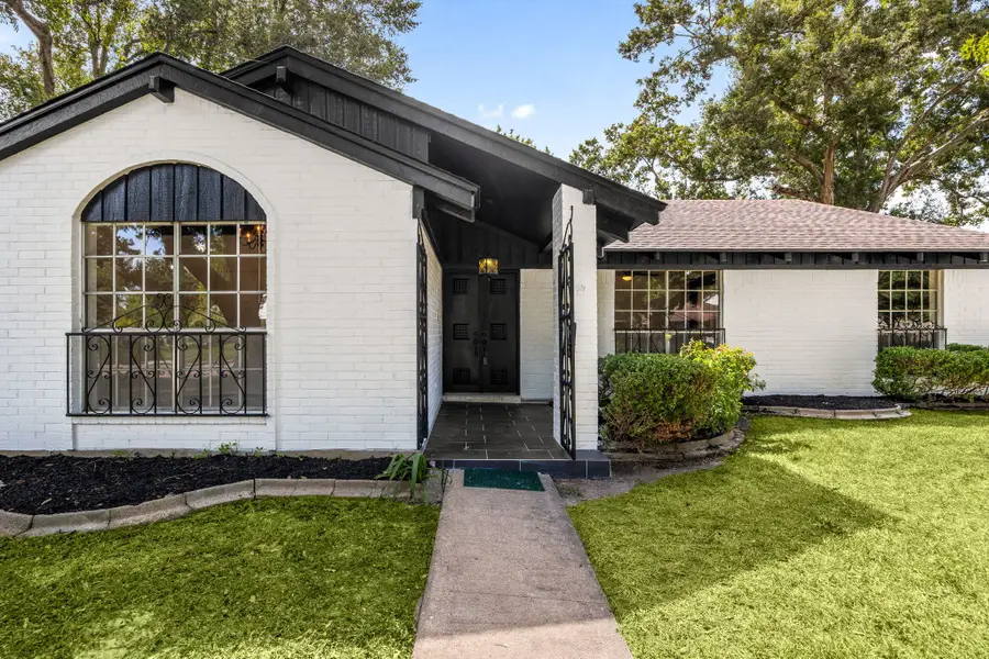 7231 Ridge Oak Drive, Houston, TX 77088 - #3