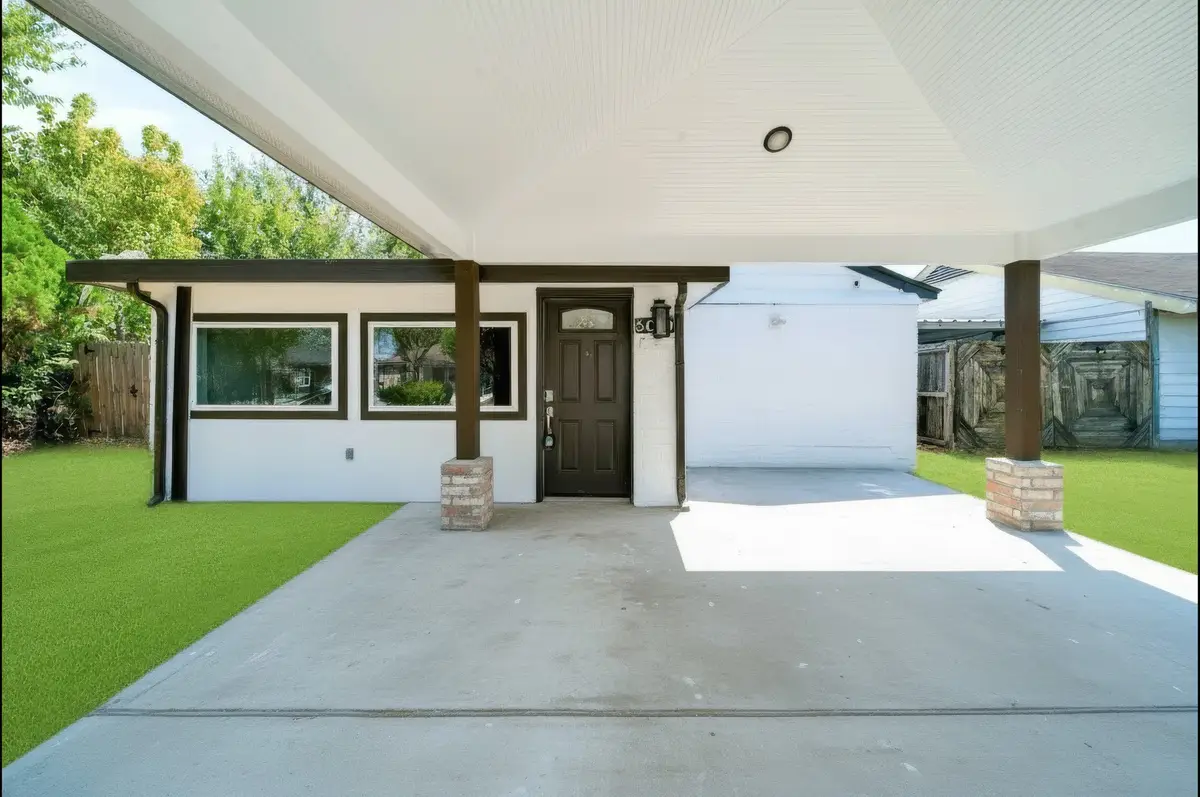 5010 Malmedy Road, Houston, TX 77033 - #1