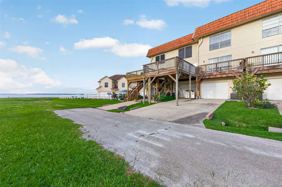 71 Regency Point, Montgomery, TX 77356 - #3