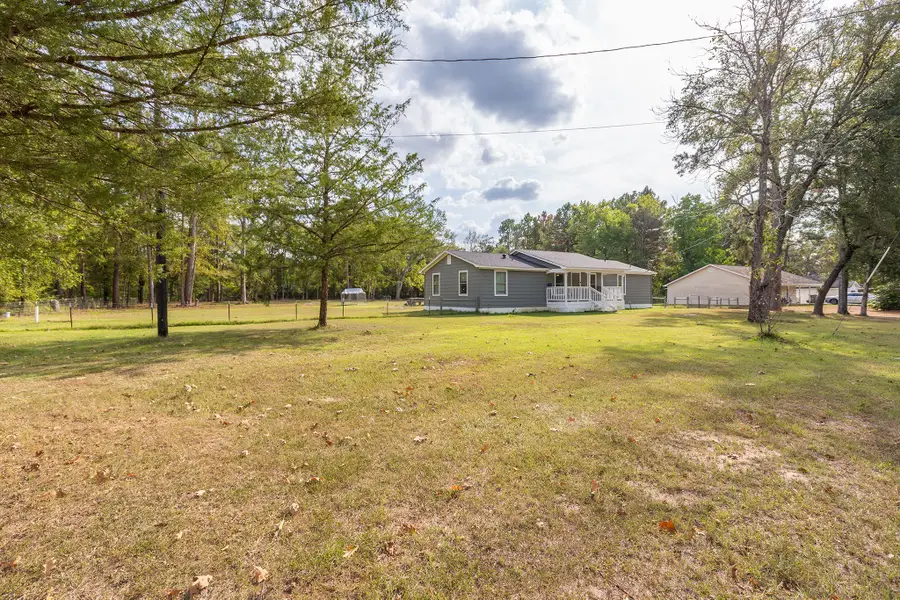 2504 Davisville Road, Lufkin, TX 75901 - Image #3